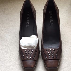 Biviel Shoes size 9 1/2.